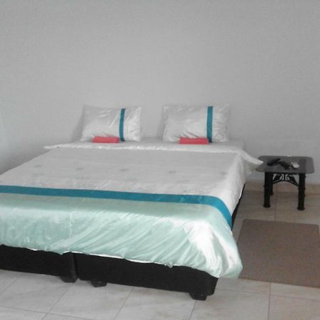 Millenium Guest House Rundu Exterior photo